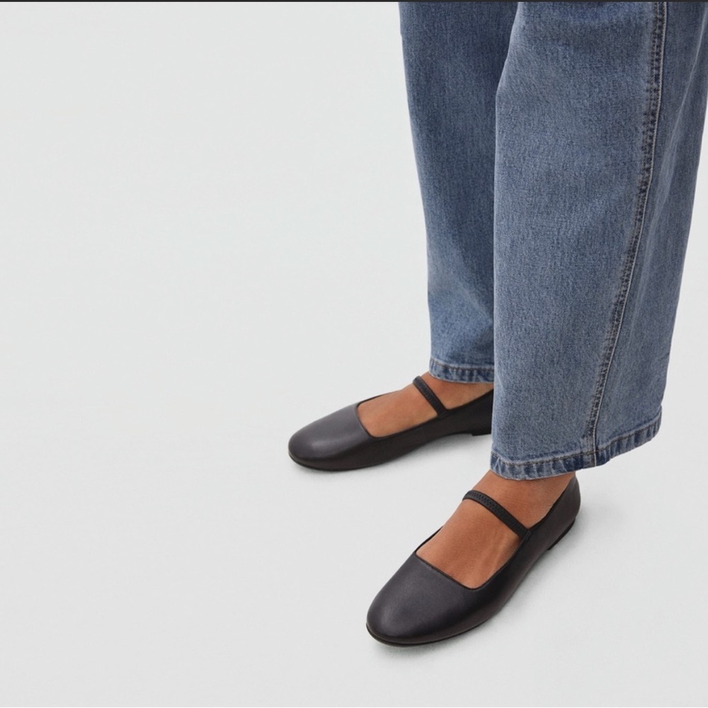 Everlane Mary Jane Flats- Black